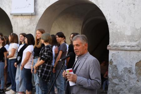 Območna revija otroških in mladinskih pevskih zborov občin Kamnik in Komenda (1)